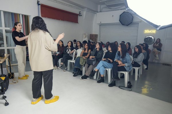 Optimisez votre confort au bureau avec un repose-pieds adapté