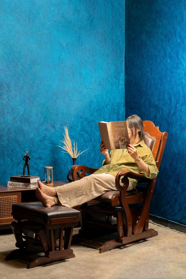 Optimisez votre confort au bureau avec un repose-pieds adapté